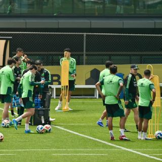 Guillermo Martínez revela que él y su familia lloraron tras el llamado de Selección Mexicana