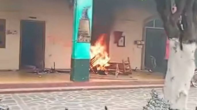Con quemas en alcaldía de Chilchota, Michoacán, comuneros protestan por inseguridad