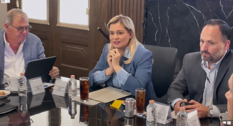 Solos se metieron en la trampa, que solos salgan de ella