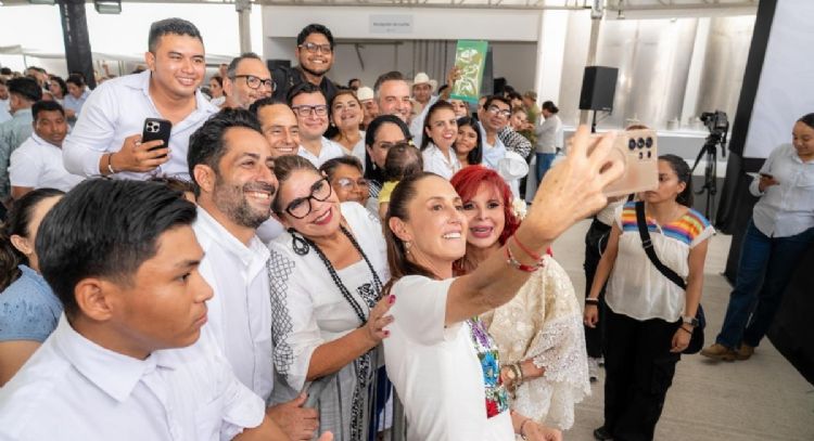 Layda Sansores reprocha a Sheinbaum que Campeche no tiene “para pagar la luz”