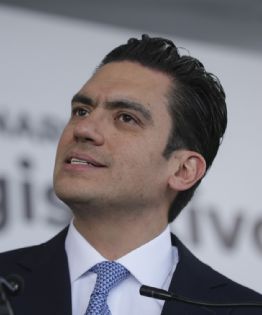 “Rompa el pacto, presidenta”, pide el líder nacional del PAN a Sheinbaum (Video)