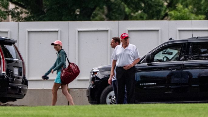 Trump advierte a Irán que el tiempo corre y "no quedará nada de ellos" si ataca