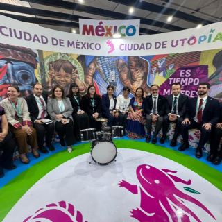 Brugada sigue en Azerbaiyán y presume el modelo de Utopías en el Foro Urbano Mundial