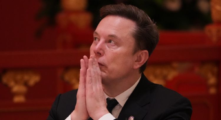 Corte federal rechaza demanda de Elon Musk contra OpenAI por presentarla tarde
