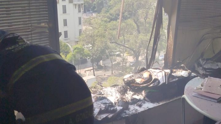 Se registra conato de incendio en Torre del Bienestar; no hay lesionados