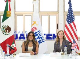 Alessandra Rojo se reúne con cónsul de EU para coordinar seguridad rumbo al Mundial