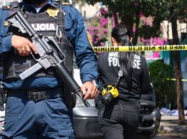 Sujeto asesina a un hombre y luego se suicida a plena luz del día en la Miguel Hidalgo