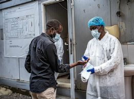 Hay más de 500 casos sospechosos de ébola en una provincia del Congo: Médicos Sin Fronteras