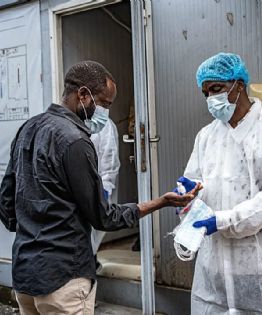 Hay más de 500 casos sospechosos de ébola en una provincia del Congo: Médicos Sin Fronteras