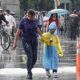 Onda tropical se extiende por el país y azotará con más lluvias fuertes de viernes a lunes