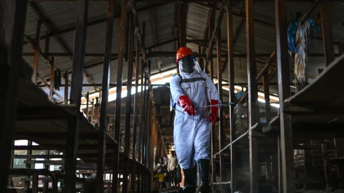 Incendian centro de tratamiento del Ébola en el Congo; es el segundo ataque en una semana
