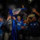 Aficionados de Cruz Azul se reúnen en el Ángel de la Independencia para celebrar la décima (Video)
