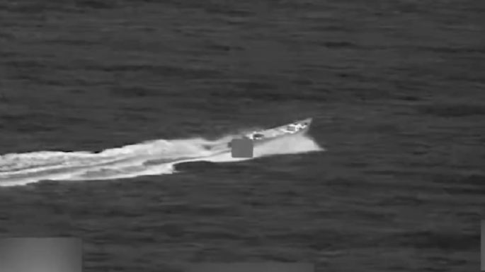 Ejército de EU ataca lancha en el Pacífico oriental; mata a 1 y deja 2 vivos (Video)