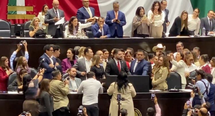 Diputado del PRI enciende los ánimos en San Lázaro tras llamar “asesino” a Leonel Godoy (Video)