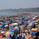 Una ola de calor excepcionalmente temprana rompe récords y causa muertes en Europa