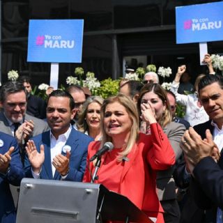 Maru Campos, gobernadora de Chihuahua, asiste a la FGR para comparecer sobre agentes de la CIA