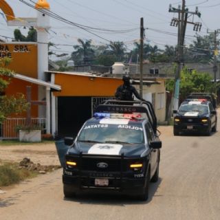 Abandonan cabeza humana, un cuerpo decapitado y narcomensajes en Tabasco