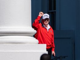 En medio de críticas, EU alista "manteles largos" por el cumpleaños 80 de Donald Trump