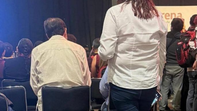 Noroña rechaza que lo hayan mandado a las filas de atrás en el Congreso de Morena