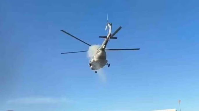Helicóptero de la Marina se desploma en Mazatlán tras presentar falla en motor (Video)