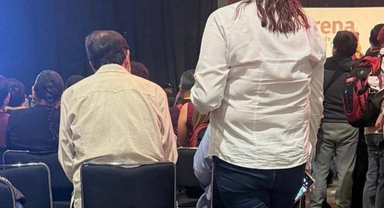 Noroña rechaza que lo hayan mandado a las filas de atrás en el Congreso de Morena