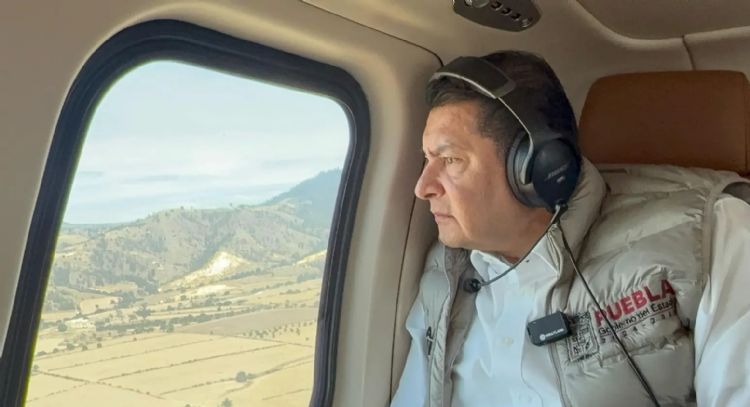 Armenta evade transparentar sus viajes en helicóptero