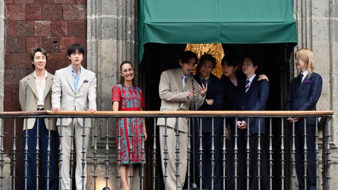 "Muchas gracias por amarnos tanto”, dice BTS desde Palacio Nacional (Videos)