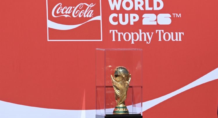 Coca Cola usa el Mundial para violar leyes que combaten impacto de refrescos en la salud: Le Monde