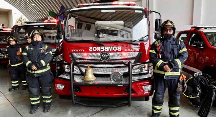 Gobierno de CDMX invirtió 107 mdp en unidades nuevas, drones y equipo táctico para bomberos