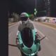 Presunto francotirador siembra terror entre automovilistas en Puebla (Video)