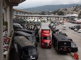Normalistas liberan la caseta de Tlalpan tras cuatro horas de bloqueo