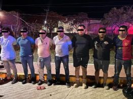 Fuerzas de seguridad desalojan bloqueo en Cintalapa; hay siete detenidos y un policía herido