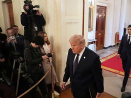 Trump firma orden ejecutiva para evaluar riesgos de Inteligencia Artificial