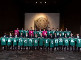 Selección Mexicana se toma foto oficial para el Mundial en Museo Nacional de Antropología