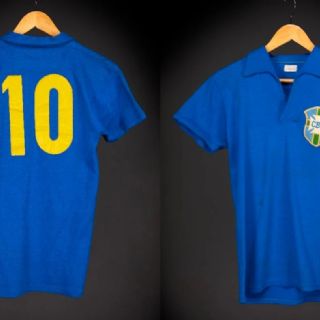Subastarán playera que Pelé usó en la final del Mundial de 1958