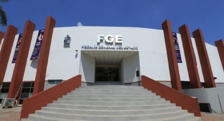 Aseguran en Villahermosa equipo de cómputo para hacer pornografía infantil; hay un detenido