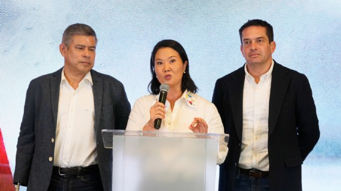 Peruanos se van a dormir sin saber quién ganó la elección presidencial