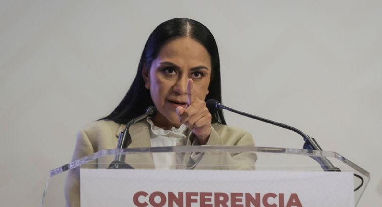 Ariadna Montiel arremete contra el PAN por denuncias contra AMLO